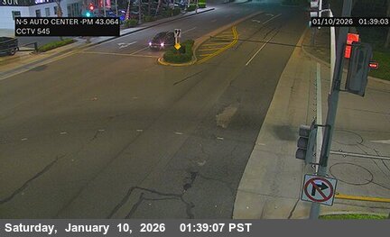 I-5 : (545) Auto Center