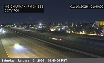 I-5 : (700) Chapman Ave