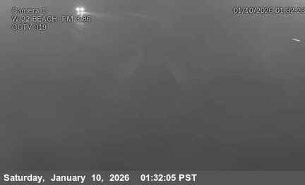 SR-22 : (919) WB SR-22 at Beach