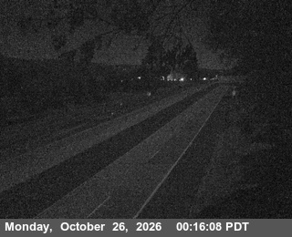 US-101 : North Of SR-20 - Looking South (C001)