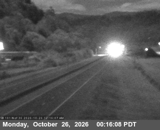 US-101 : North Of SR-36 - Looking South (C003)