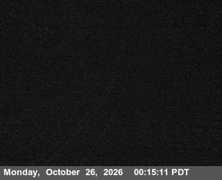 US-101 : South Of Cushing Creek - Looking North (C018)