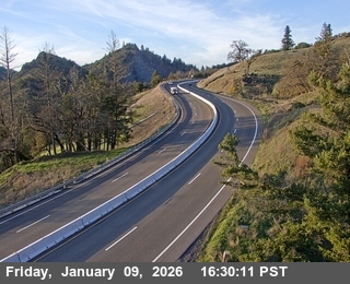 US-101 : South Ridgewood Grade - Looking North (C027)