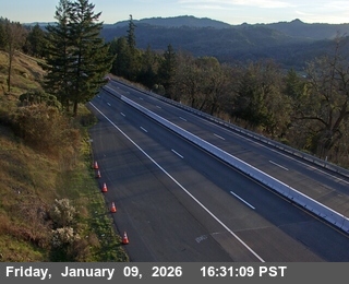US-101 : South Ridgewood Grade - Looking South (C027)