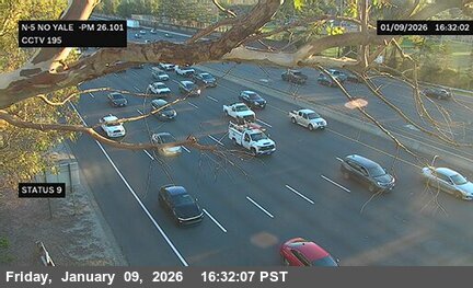 I-5 : (195) North of Yale Avenue