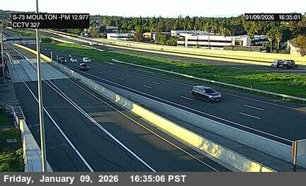 SR-73 : (327) North of Moulton Parkway Undercross