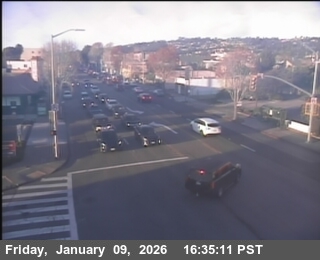 T255N -- SR-123 : Buchanan Street - Looking North
