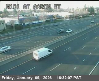 TV172 -- US-101 : AT AARON ST