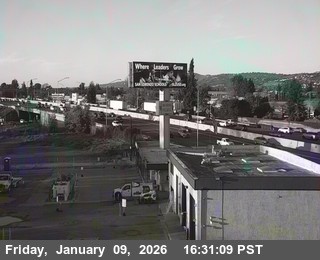 TVA74 -- I-880 : AT HESPERIAN BL OR