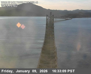 TVR03 -- I-580 : Upper Deck Truss Tower Pier 48