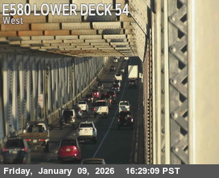 TVR40 -- I-580 : Lower Deck Pier 54