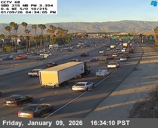 I-215 : (68) South Of I-10